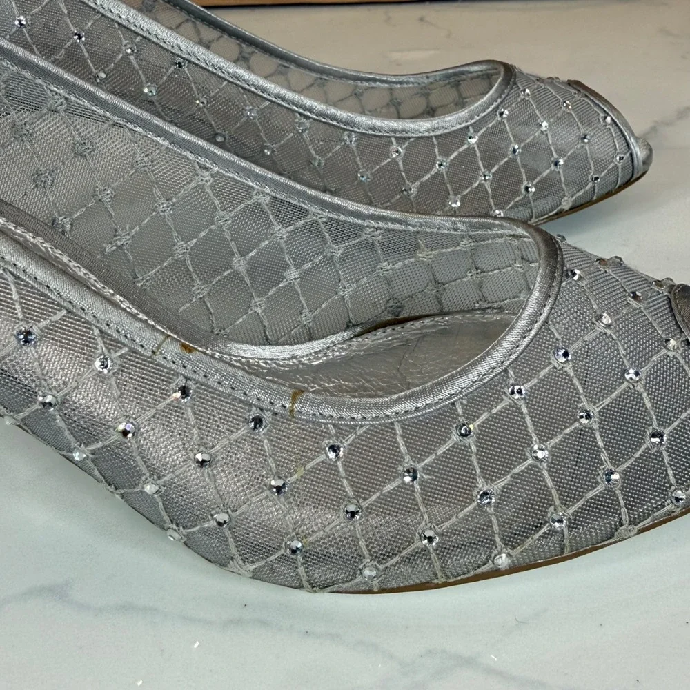 Adrianna Papell Jamie Silver Mesh Rhinestone Peep Toe Kitten Heel Womens 7 M